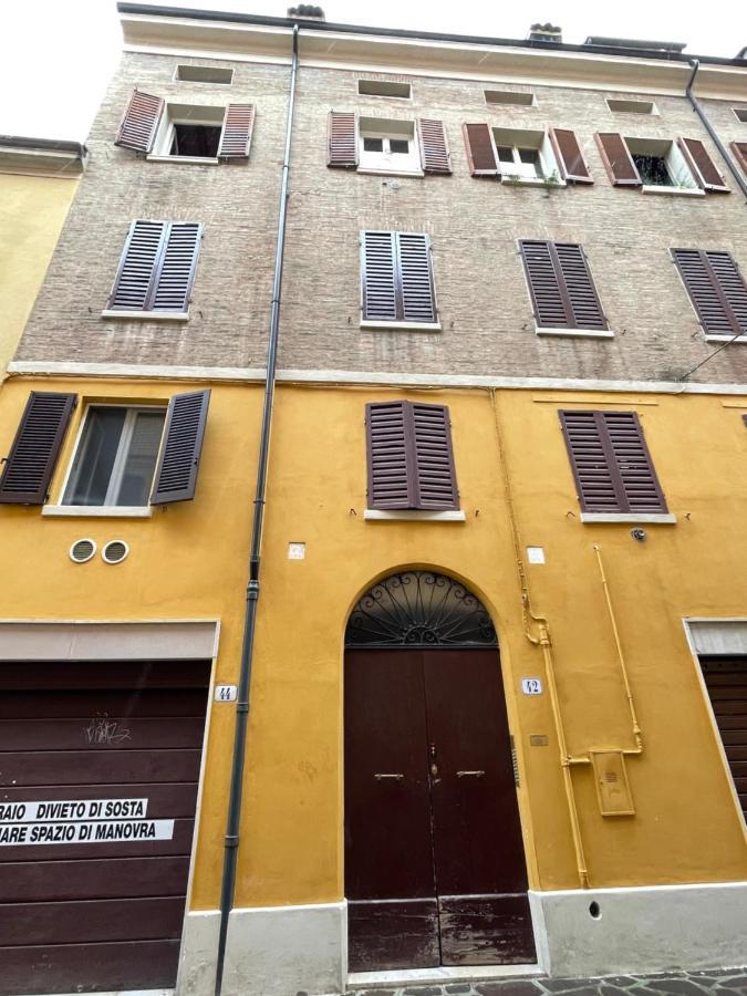 Maison Vert Appartamento In Centro Storico A מודנה מראה חיצוני תמונה