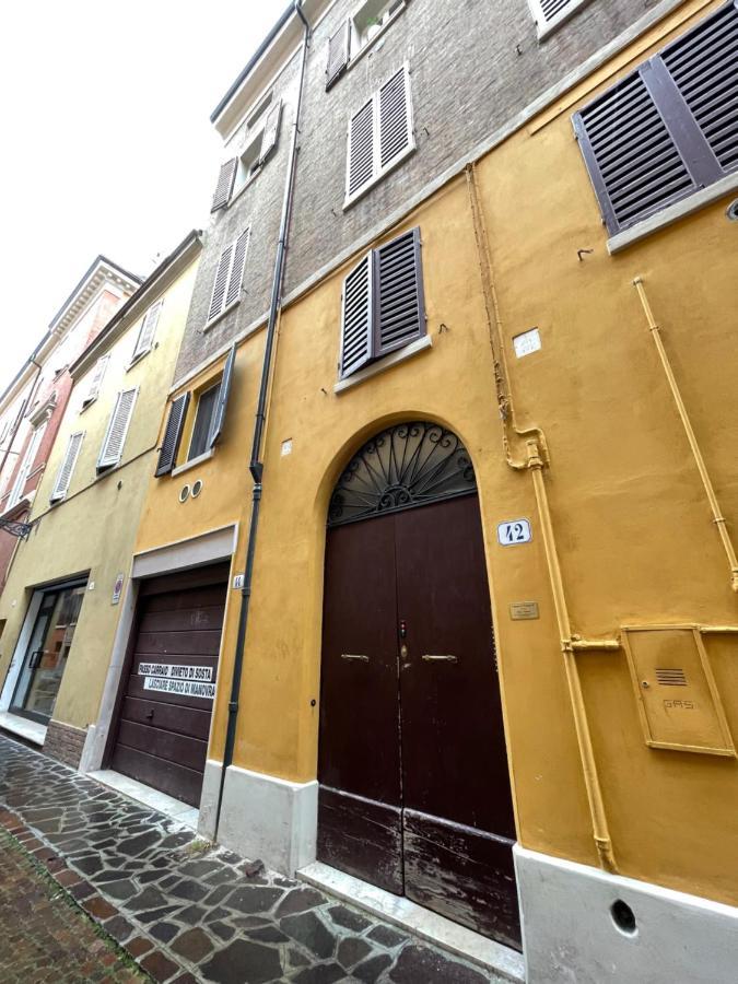 Maison Vert Appartamento In Centro Storico A מודנה מראה חיצוני תמונה
